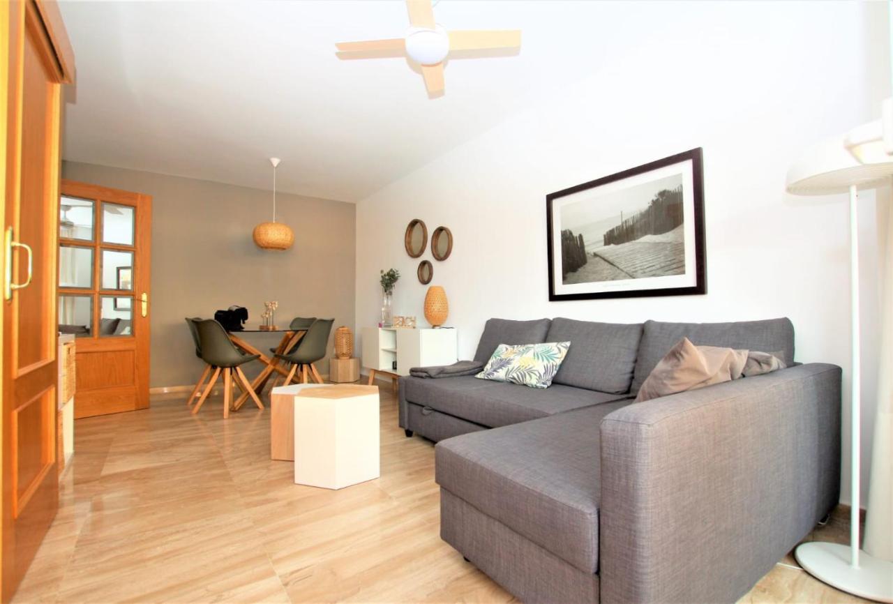 Apartamento Beachfront La Jacaranda Marbella Esterno foto