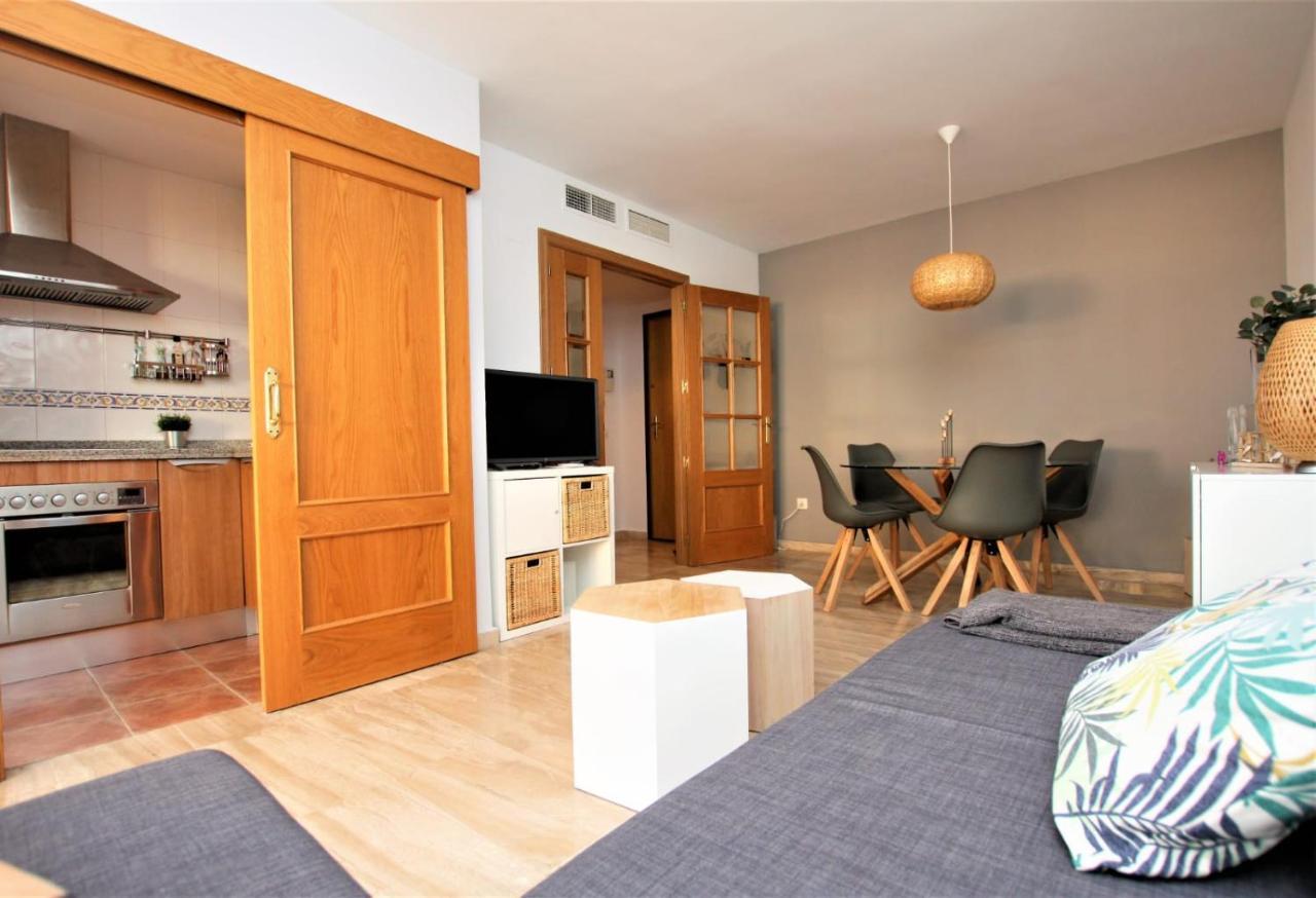 Apartamento Beachfront La Jacaranda Marbella Esterno foto