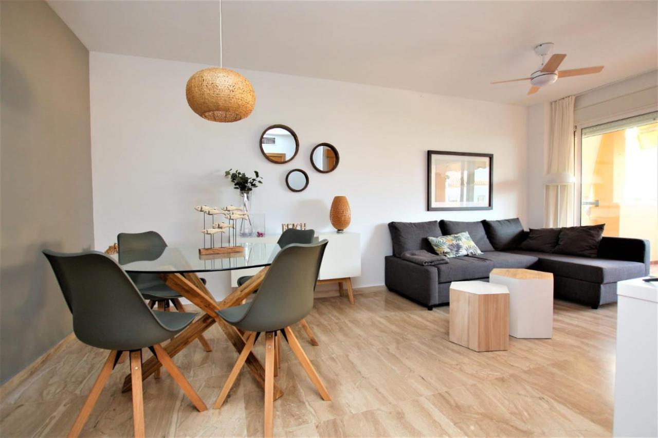 Apartamento Beachfront La Jacaranda Marbella Esterno foto