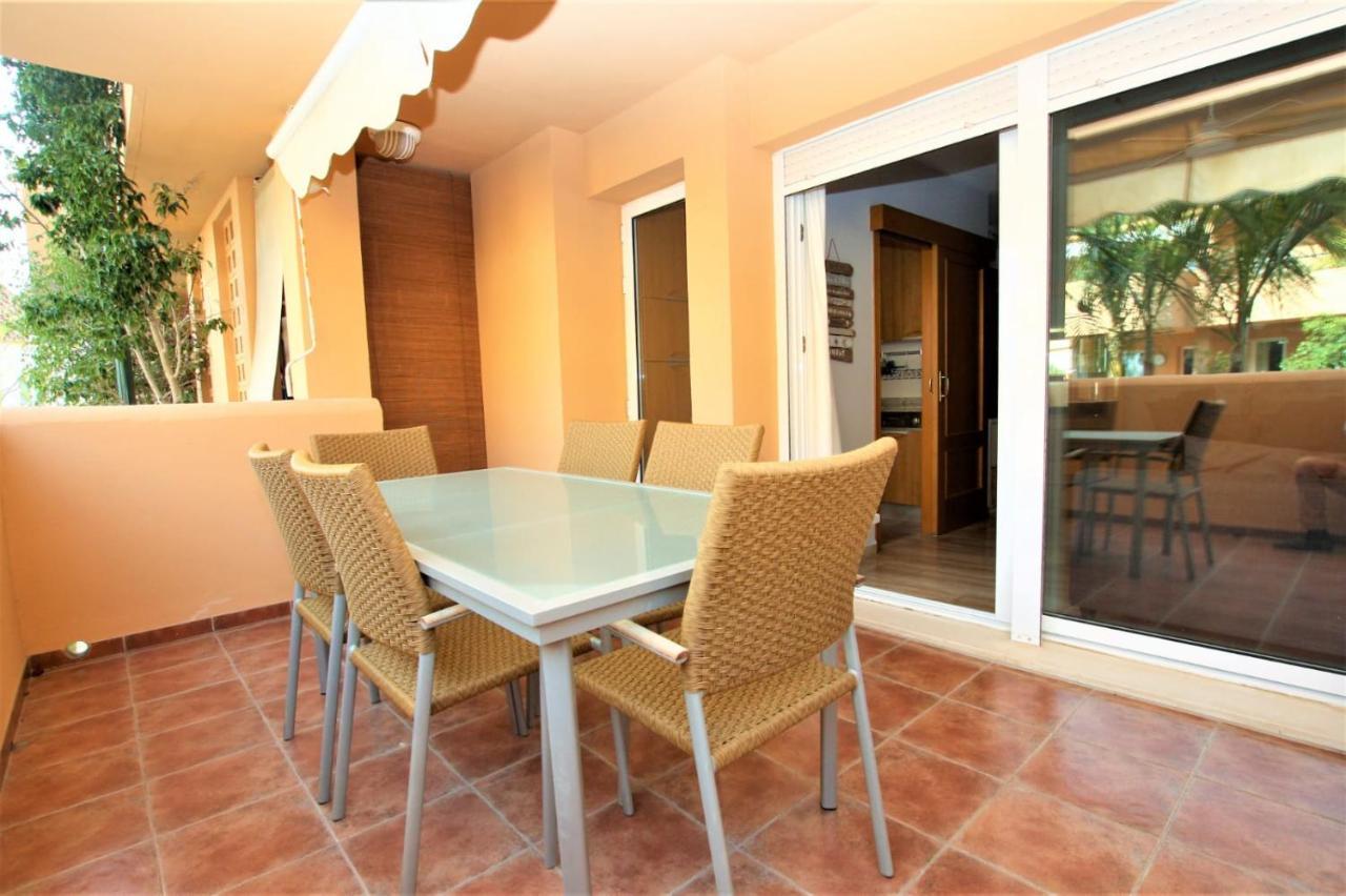 Apartamento Beachfront La Jacaranda Marbella Esterno foto