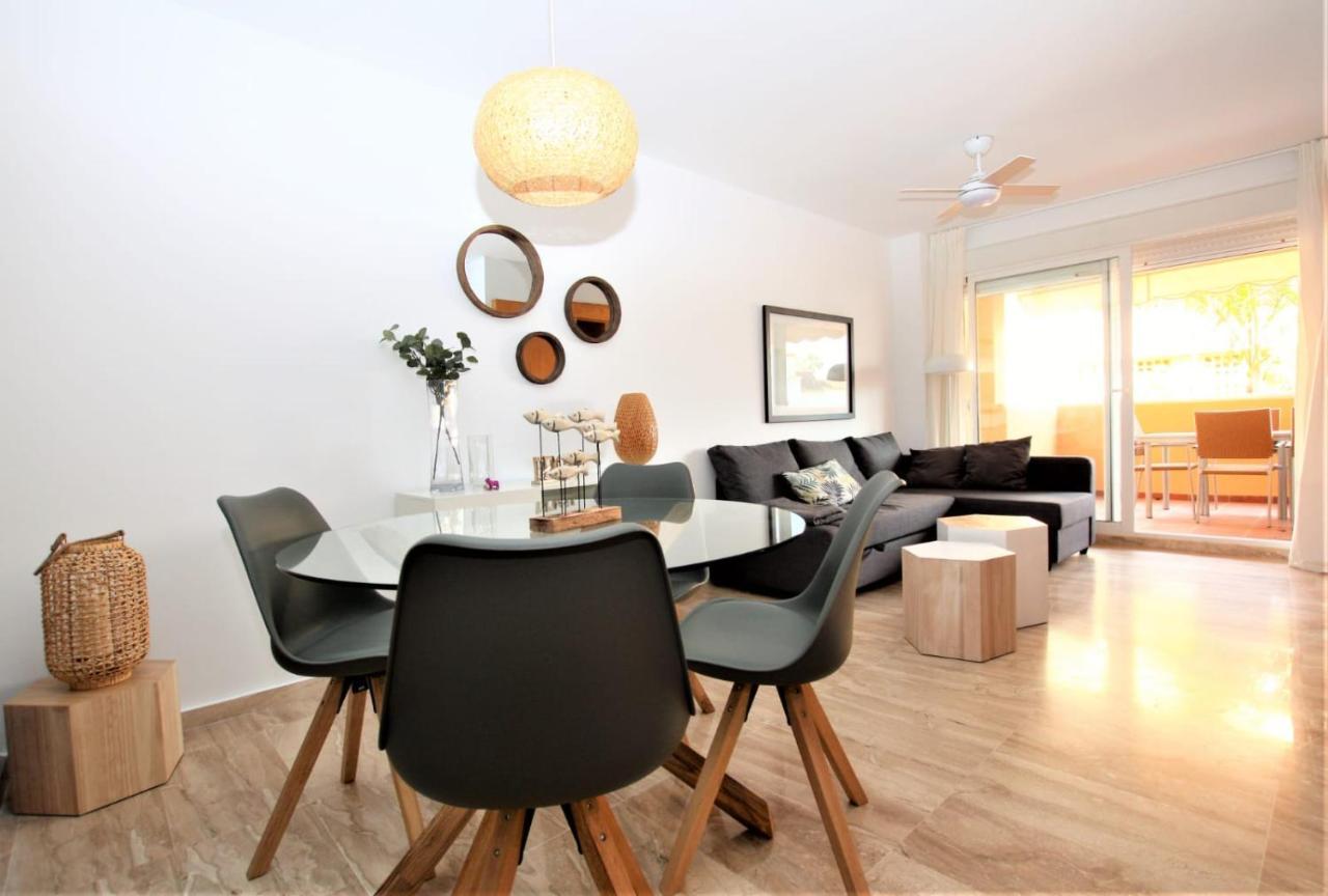 Apartamento Beachfront La Jacaranda Marbella Esterno foto